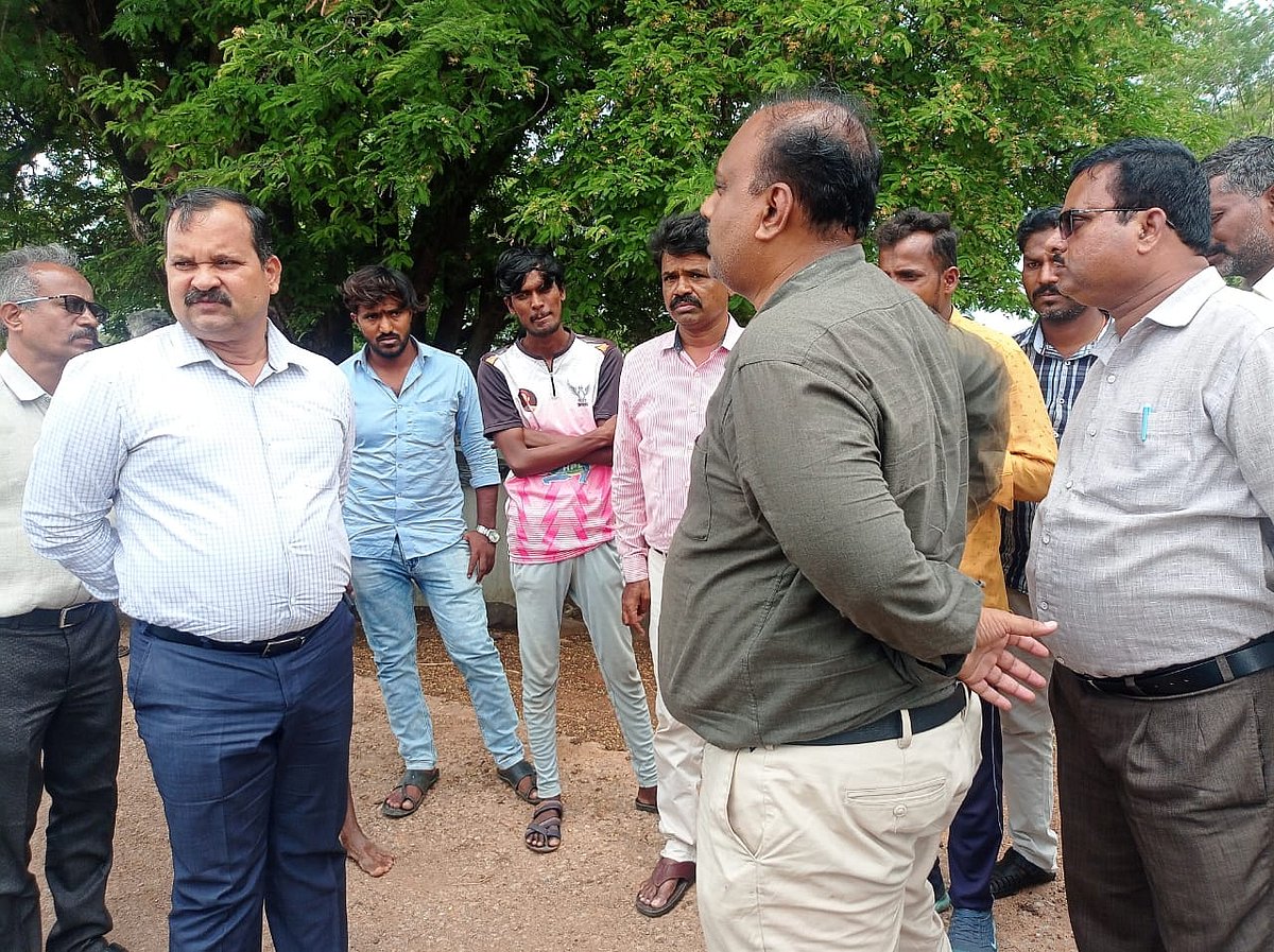 ಇಮ್ಲಾಪುರ: 40 ಜನರಿಗೆ ವಾಂತಿ, ಭೇದಿ; ತಾತ್ಕಾಲಿಕ ಚಿಕಿತ್ಸಾ ಕೇಂದ್ರದ ವ್ಯವಸ್ಥೆ