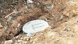 ಬಜಪೆ : ಹೆದ್ದಾರಿಯಂಚಿನಲ್ಲಿ ಅಪಾಯಕಾರಿ ಹೊಂಡ 