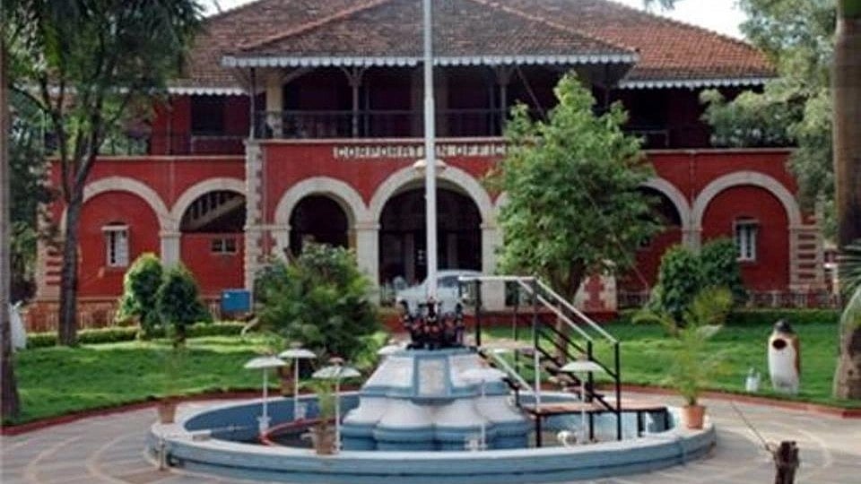 ಹುಬ್ಬಳ್ಳಿ | ಸರ್ವರ್‌ ಕಾಟ: ಇ– ಆಸ್ತಿ ನೋಂದಾಯಿಸಲು ಪರದಾಟ