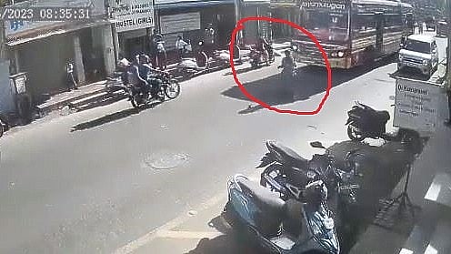 ಸತ್ತರೆ ಮಗನ ಕಾಲೇಜು ಫೀ ಕಟ್ಟಲು ಪರಿಹಾರ ಹಣ ಸಿಗುತ್ತದೆಂದು ಆತ್ಮಹತ್ಯೆ ಮಾಡಿಕೊಂಡ ತಾಯಿ!