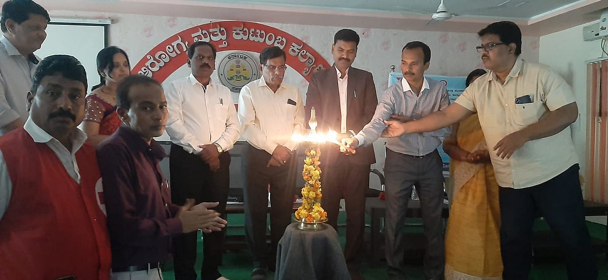 ಮಿತ ಕುಟುಂಬಕ್ಕೆ ಕುಟುಂಬ ಯೋಜನಾ ವಿಧಾನ ಅನುಸರಿಸಿ: ಶಶಿಧರ ಕುರೇರ