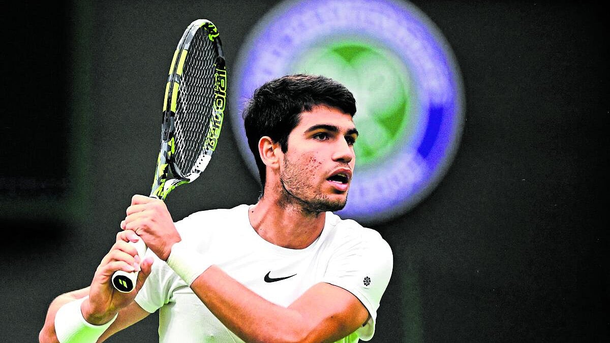 ವಿಂಬಲ್ಡನ್‌ ಟೆನಿಸ್ ಟೂರ್ನಿ: ಅಲ್ಕರಾಜ್‌ಗೆ ಸುಲಭ ಗೆಲುವು