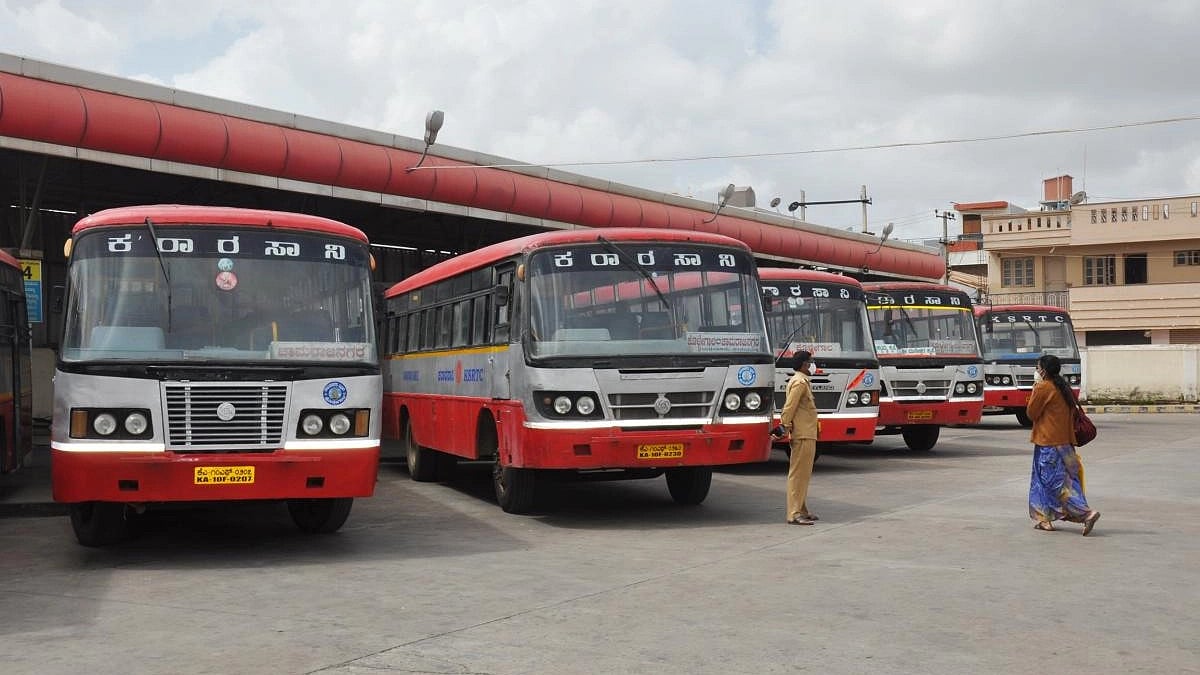 ಚನ್ನಪಟ್ಟಣ: ಬಸ್‌ ನಿಲ್ದಾಣದಲ್ಲಿ ಕುಡುಕನ ಹುಚ್ಚಾಟ: ನಾಲ್ವರಿಗೆ ಗಾಯ