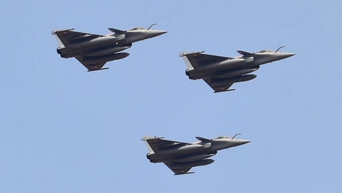 ಫ್ರಾನ್ಸ್‌ನಿಂದ 26 ರಫೇಲ್ ಜೆಟ್ ಖರೀದಿಗೆ ಆರಂಭಿಕ ಅನುಮೋದನೆ: ವರದಿ