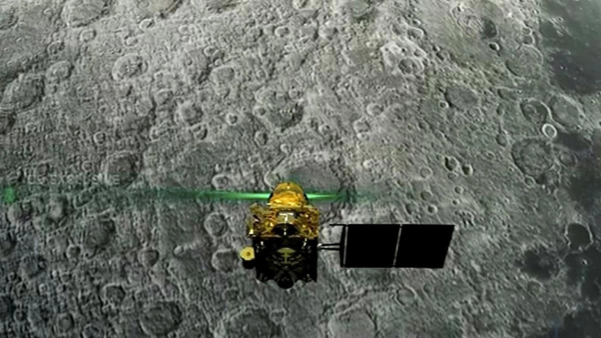 ವಿಕ್ರಮ್‌ ಲ್ಯಾಂಡರ್‌ಗೆ ಸ್ವಾಗತ ಗೆಳೆಯ.. ಎಂದ ಚಂದ್ರಯಾನ–2 ಆರ್ಬಿಟರ್‌