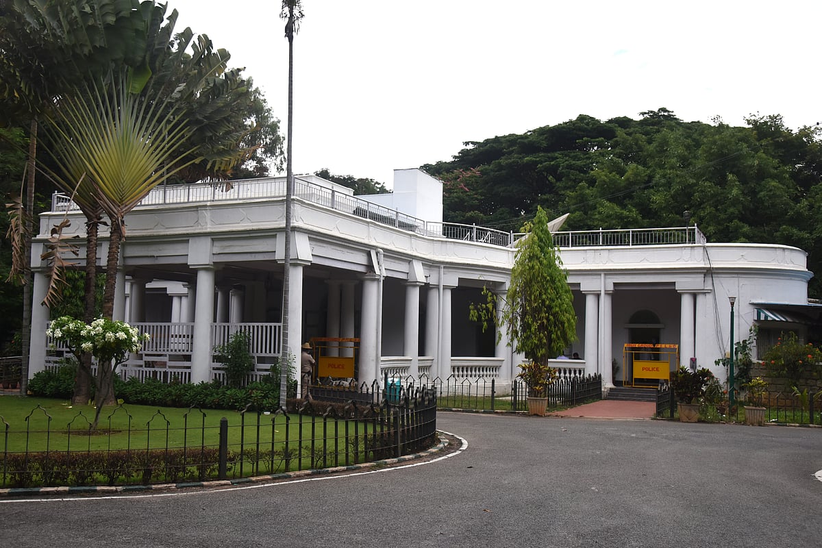 ಬಾಲಬ್ರೂಯಿ ಇನ್ನು ‘ಕಾನ್ಸ್ಟಿಟ್ಯೂಷನ್ ಕ್ಲಬ್’