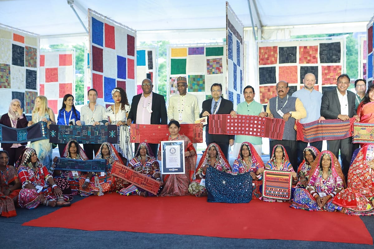 ಲಂಬಾಣಿ ಕಸೂತಿ ಗಿನ್ನೆಸ್ ದಾಖಲೆ ಪಟ್ಟಿಗೆ

