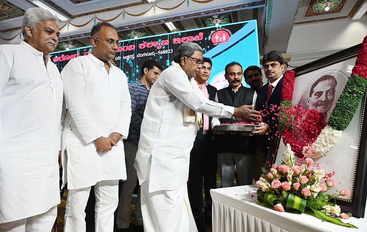 ರಾಯ್ ಸ್ಮರಣೆ, ವೈದ್ಯರ ಸೇವೆಗೆ ಗೌರವ ಸಲ್ಲಿಕೆ 