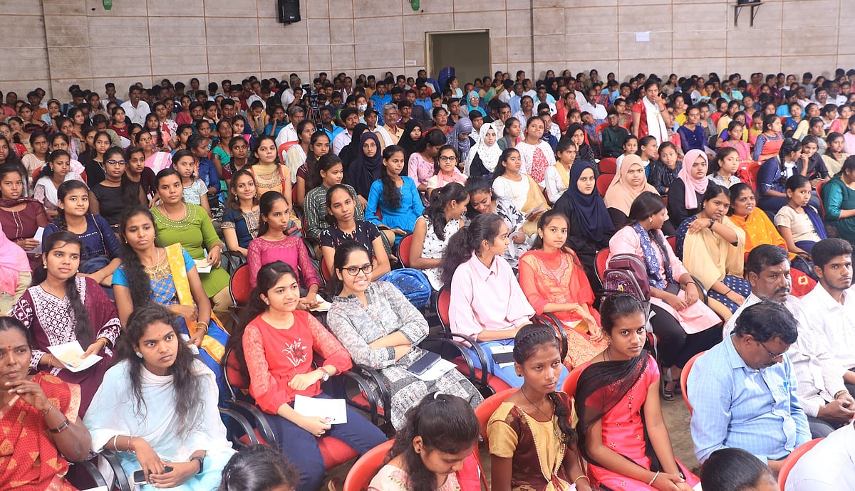 ದ್ವಿತೀಯ ಪಿಯುಸಿ ಮೂರು: ಶೇ 84.87 ವಿದ್ಯಾರ್ಥಿಗಳು ಉತ್ತೀರ್ಣ