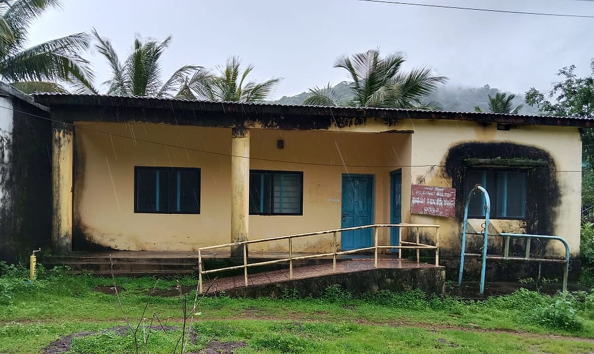 ಚಿಕಿತ್ಸೆಗೆ ಕಾದಿದೆ ಗ್ರಾಮೀಣ ಪಶು ಆಸ್ಪತ್ರೆ