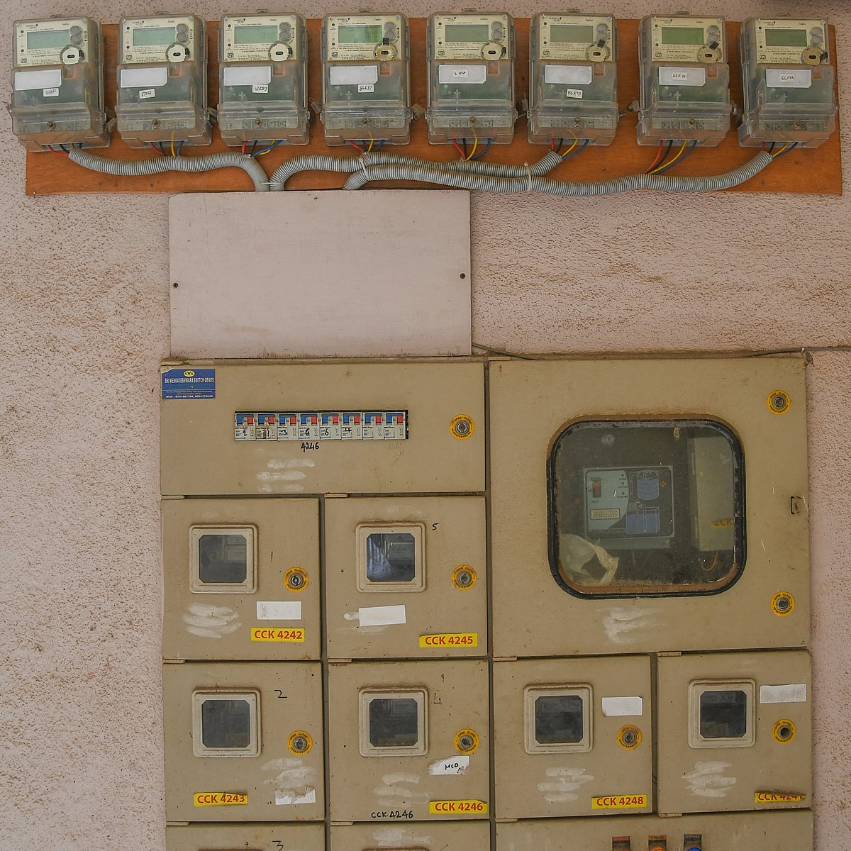 ಜೆಸ್ಕಾಂ: ವಿದ್ಯುತ್ ಮಾಪಕಗಳ ಕೊರತೆ