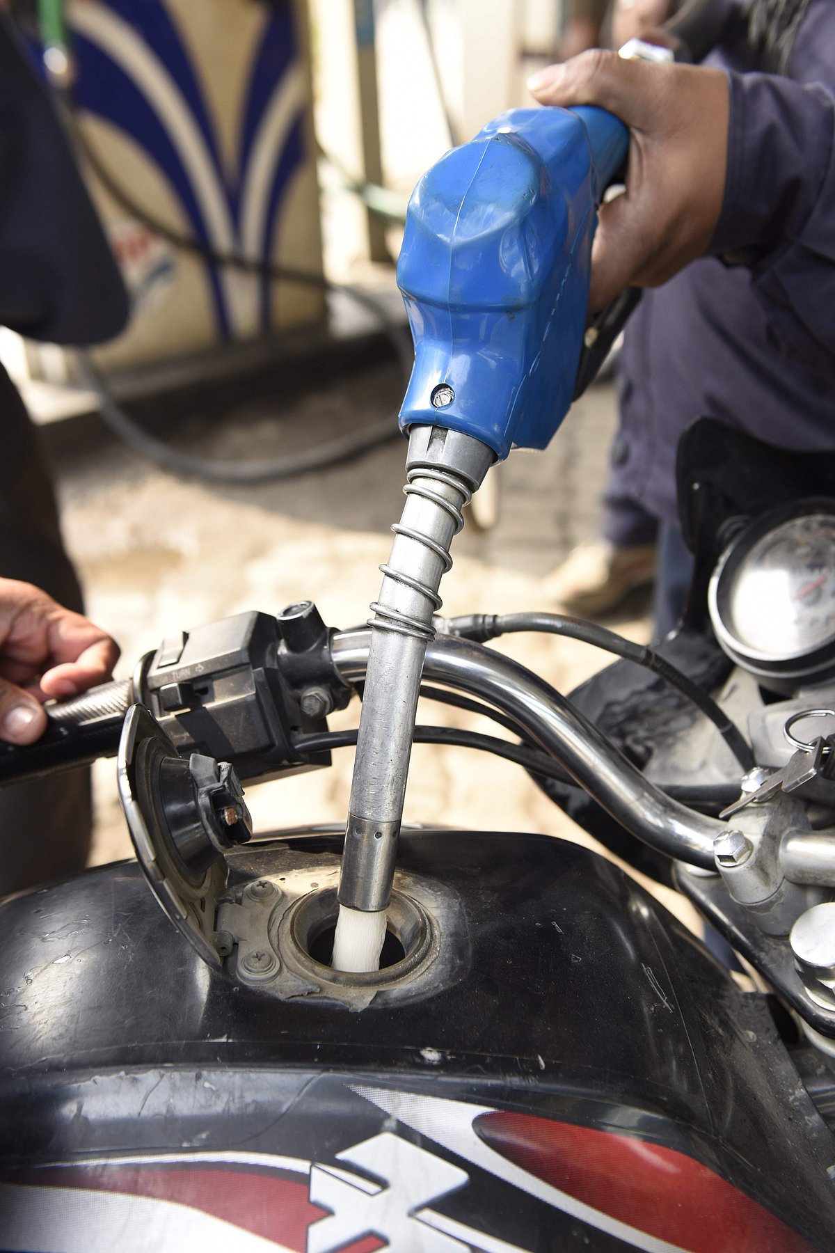 Petrol Diesel Price: ಪೆಟ್ರೋಲ್, ಡೀಸೆಲ್ ಬೆಲೆಯಲ್ಲಿ ಏರಿಕೆ