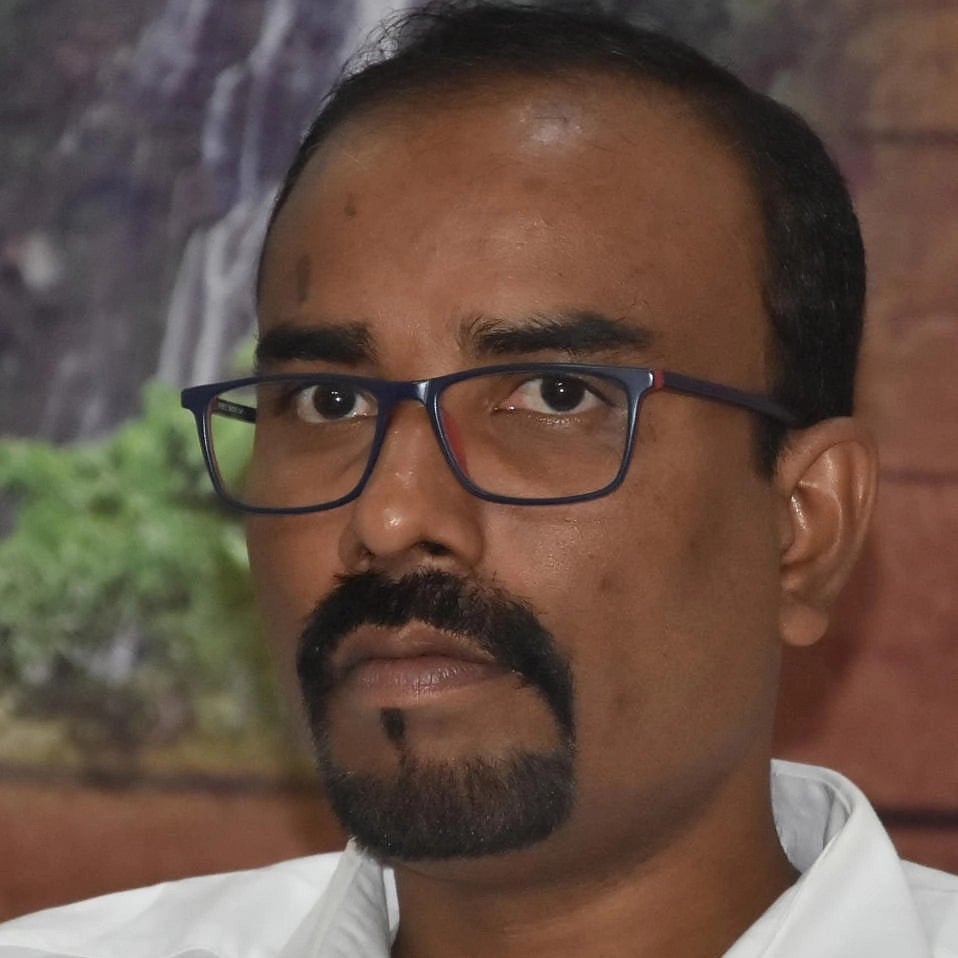 ಹಿಂದುಳಿದ ವರ್ಗಗಳ ಕಲ್ಯಾಣ ಇಲಾಖೆ: ರದ್ದಾದ ಹುದ್ದೆ- ತರಾತುರಿ ಮುಂಬಡ್ತಿ!