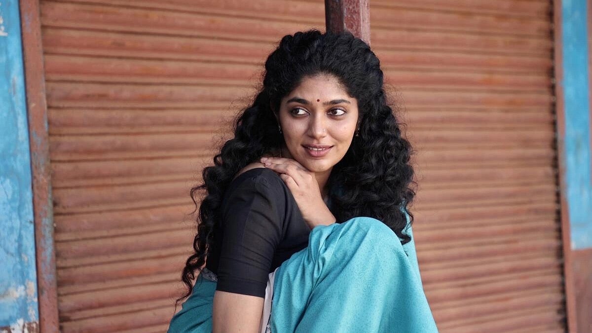 ಬಯಲು ನಾಡಿನ ಕಥೆಯಲ್ಲಿ ‘ಹೊರನಾಡು’