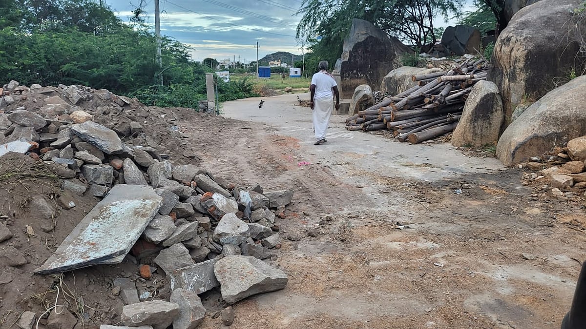 ಕಲ್ಲು ಎತ್ತಿ ಹಾಕಿ ವ್ಯಕ್ತಿಯ ಕೊಲೆ