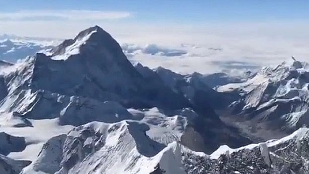 ಮೌಂಟ್ ಎವರೆಸ್ಟ್ ಏರುವ ಶುಲ್ಕ ಹೆಚ್ಚಿಸಲು ಚಿಂತನೆ