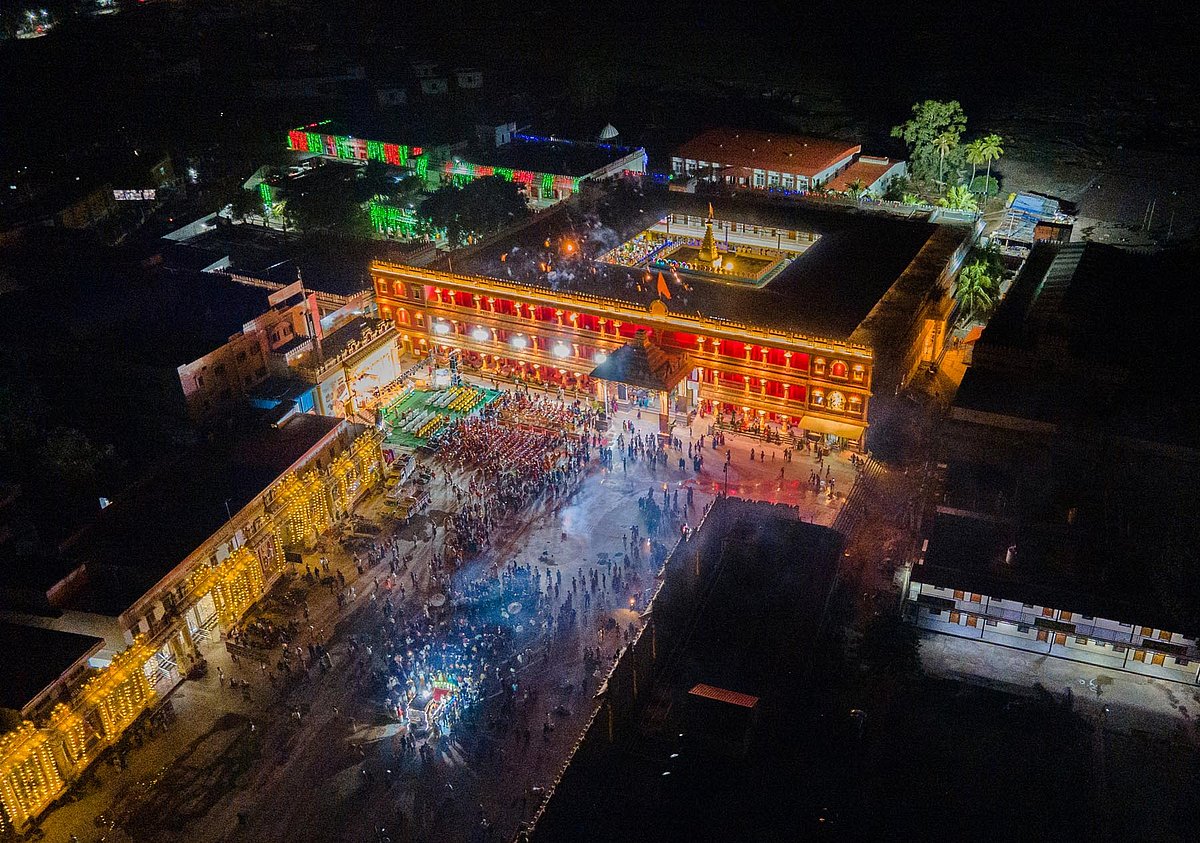 ಮಂತ್ರಾಲಯ ರಾಯರ ಮಠದ ಹೆಸರಿನಲ್ಲಿ ಮೋಸ: ಭಕ್ತರಿಗೆ ಸೂಚನೆ