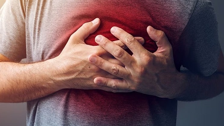 ಬೆಂಗಳೂರು | ಆಟೊ ಚಾಲನೆ ವೇಳೆ ಹೃದಯಾಘಾತ: ಚಾಲಕ ಸಾವು