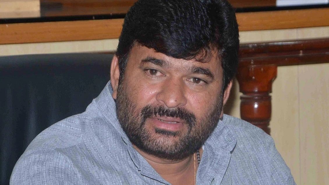 ಕಾಂಗ್ರೆಸ್‌ ಶಾಸಕ ವಿನಯ ಕುಲಕರ್ಣಿ ವಿರುದ್ಧದ ಪ್ರಕರಣ: ಕಾಯ್ದಿರಿಸಿದ ತೀರ್ಪು