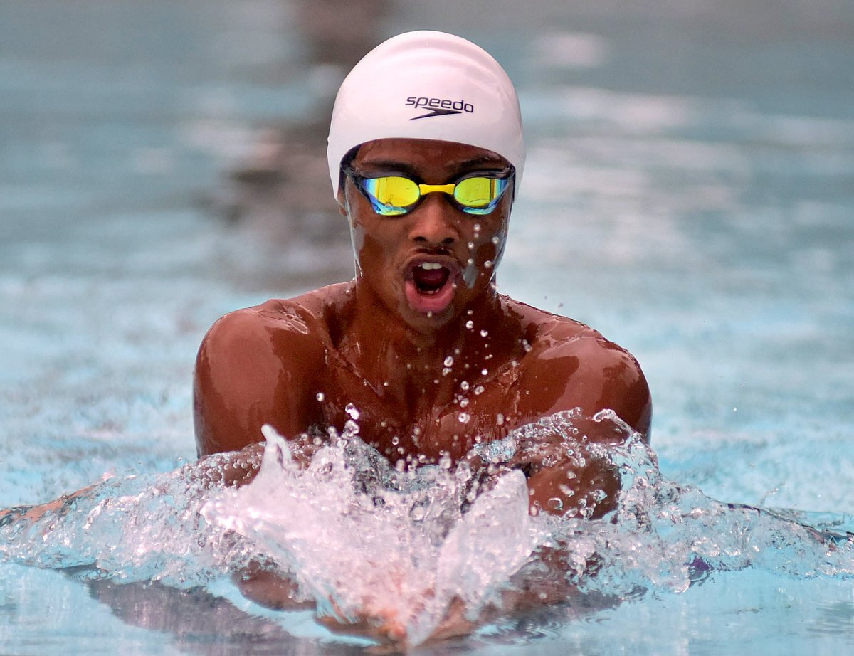 ಈಜು: ವಿದಿತ್, ತನಿಷಿಗೆ  ದಾಖಲೆ ಚಿನ್ನ