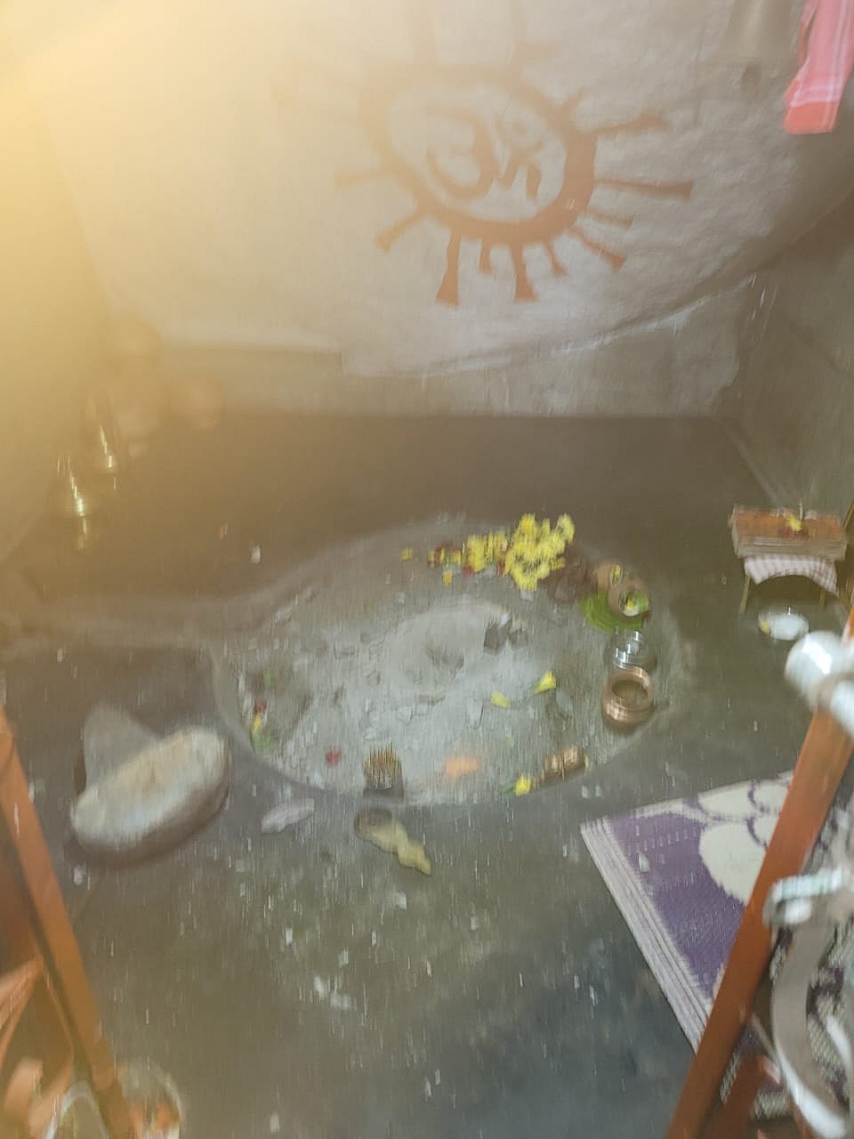 ಸಿದ್ದಿಕೇರಿ: ನಿಧಿ ಆಸೆಗೆ ಶಿವಲಿಂಗ ಧ್ವಂಸ