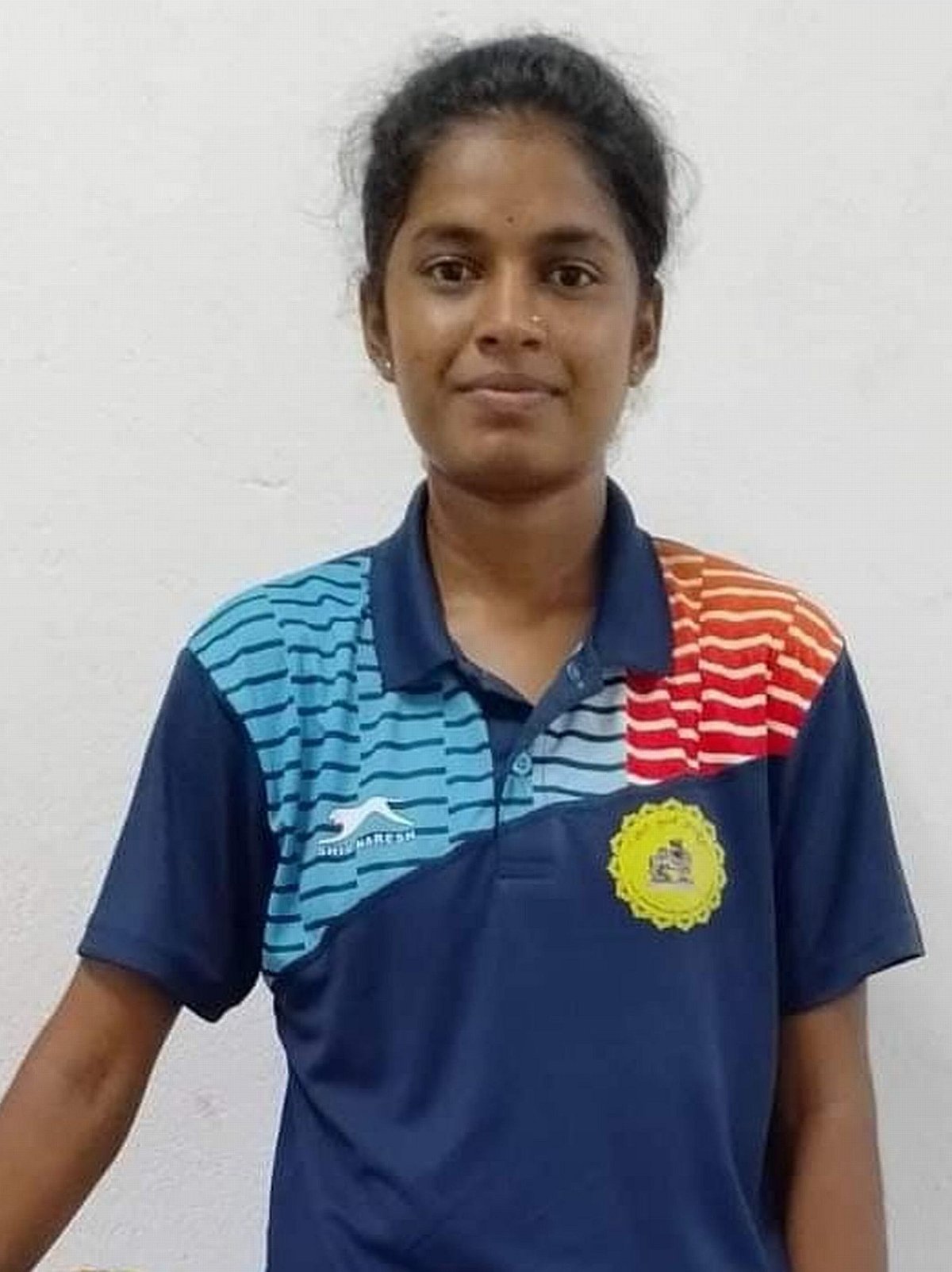 ಅಳವಂಡಿ | ವಾಲಿಬಾಲ್‌ನಲ್ಲಿ ಮಿಂಚಿದ ಗ್ರಾಮೀಣ ಪ್ರತಿಭೆ: ಅಂಜಲಿ ಹೆಜ್ಜೆಗುರುತು