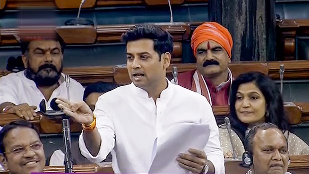 ಲೋಕಸಭೆಯಲ್ಲಿ ಹನುಮಾನ್‌ ಚಾಲೀಸಾ ಪಠಿಸಿದ ಸಂಸದ ಶ್ರೀಕಾಂತ್‌ ಶಿಂದೆ