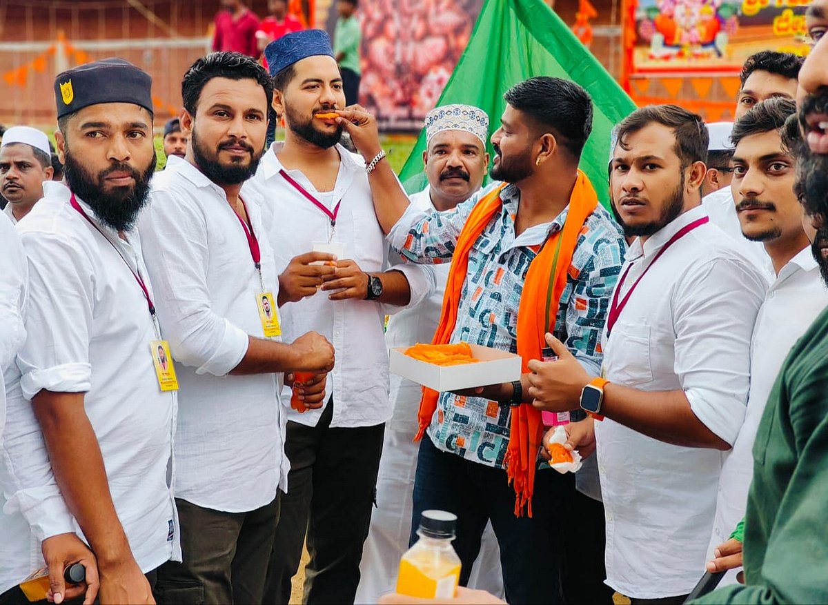 ಏಳನೇ ಹೊಸಕೋಟೆ: ಭಾವೈಕ್ಯತೆ ಸಾರಿದ ಹಿಂದೂ- ಮುಸ್ಲಿಮರು