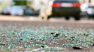 ನಿಂತಿದ್ದ ಲಾರಿಗೆ ವ್ಯಾನ್ ಡಿಕ್ಕಿ– ಮಗು ಸೇರಿ ಒಂದೇ ಕುಟುಂಬದ 6 ಮಂದಿ ಸಾವು 