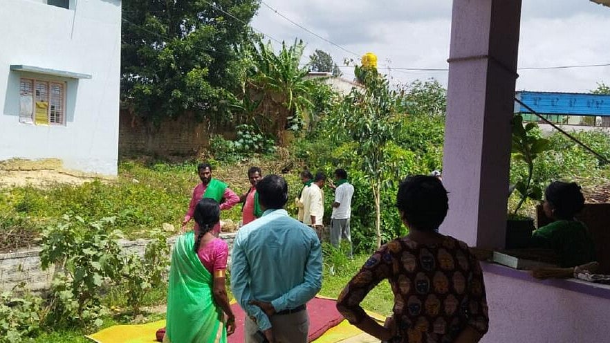 ಕೋಲಾರ: ಊರ ಮಧ್ಯೆ ಕೆ.ಸಿ.ವ್ಯಾಲಿ ಕೊಳಚೆನೀರು! 