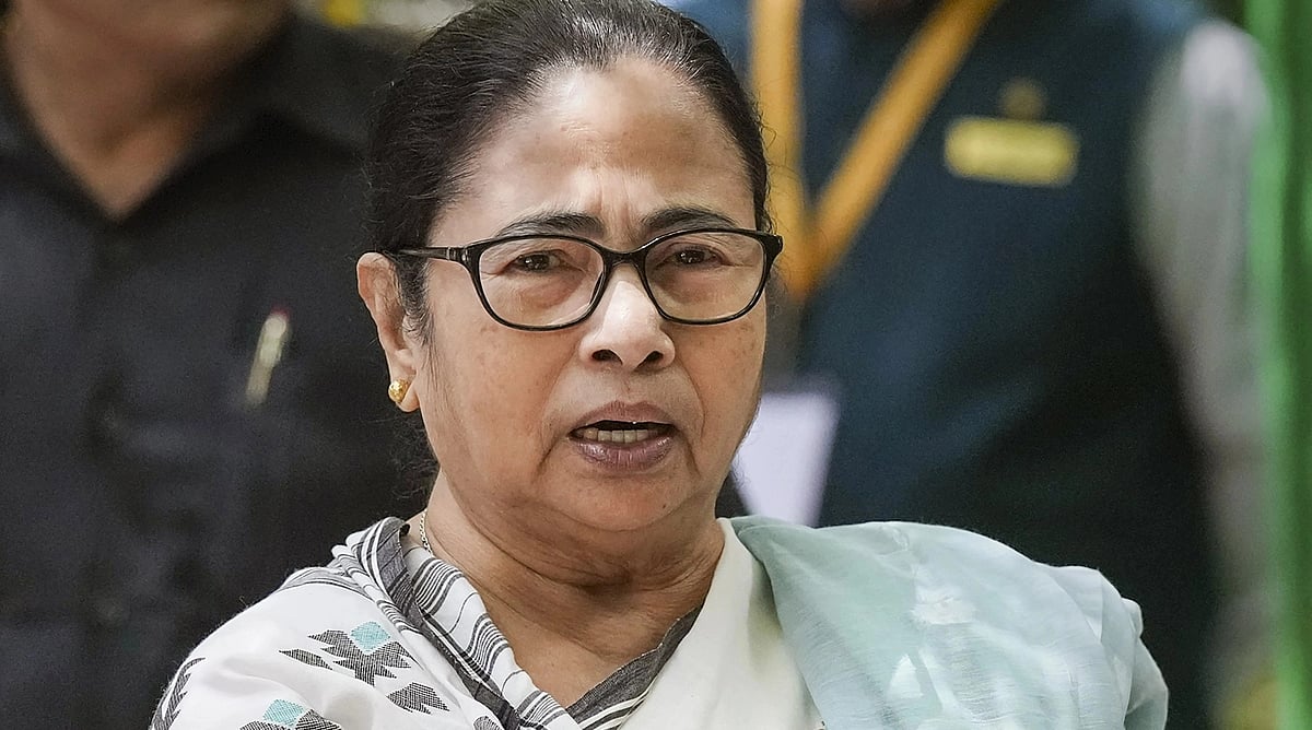 ಮಮತಾ ಬ್ಯಾನರ್ಜಿ ಮೊಣಕಾಲಿಗೆ ಗಾಯ: 10 ದಿನಗಳ ವಿಶ್ರಾಂತಿಗೆ ವೈದ್ಯರ ಸಲಹೆ