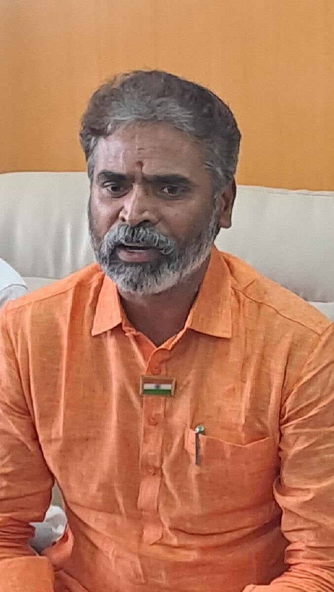 ಸಂಸದ ಮುನಿಸ್ವಾಮಿ ವಿರುದ್ಧ ಎಫ್‌ಐಆರ್‌