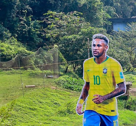 ಪೆಲೆ ದಾಖಲೆ ಮುರಿದ ನೇಮರ್‌