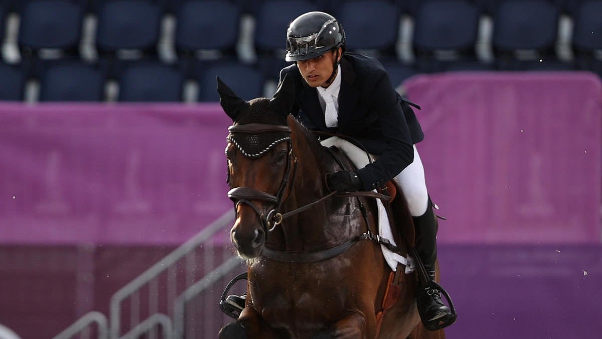 Asian Games: 40 ವರ್ಷಗಳ ನಂತರ ಈಕ್ವೆಸ್ಟ್ರಿಯನ್‌ನಲ್ಲಿ ಚಿನ್ನ ಗೆದ್ದ ಭಾರತ