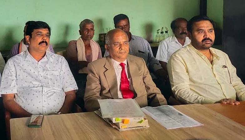 ಅರಣ್ಯ ಒತ್ತುವರಿ ತೆರವು: ಅಧಿಕಾರ ದುರುಪಯೋಗ ಆರೋಪ