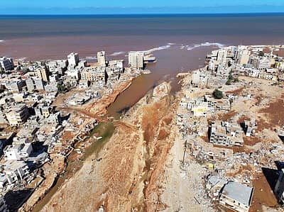 ಸರ್ವನಾಶವಾಗಿರುವ ಡೆರ್ನಾ ನಗರ