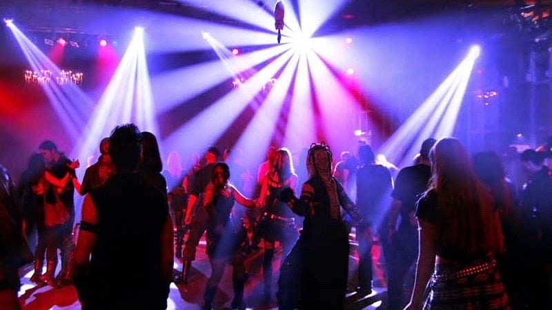 ಬೆಂಗಳೂರು: ಬಾಲಿವುಡ್‌ ನಟಿ ಒಡೆತನದ ಪಬ್‌ನಲ್ಲಿ ಗಲಾಟೆ