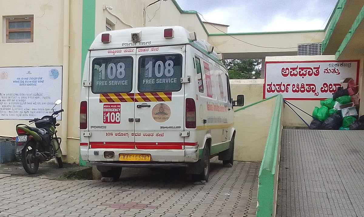 ನಾಳೆಯಿಂದ 108 ಆಂಬುಲೆನ್ಸ್ ಸಿಬ್ಬಂದಿ ಮುಷ್ಕರ: ಬೇಡಿಕೆ ಏನು?