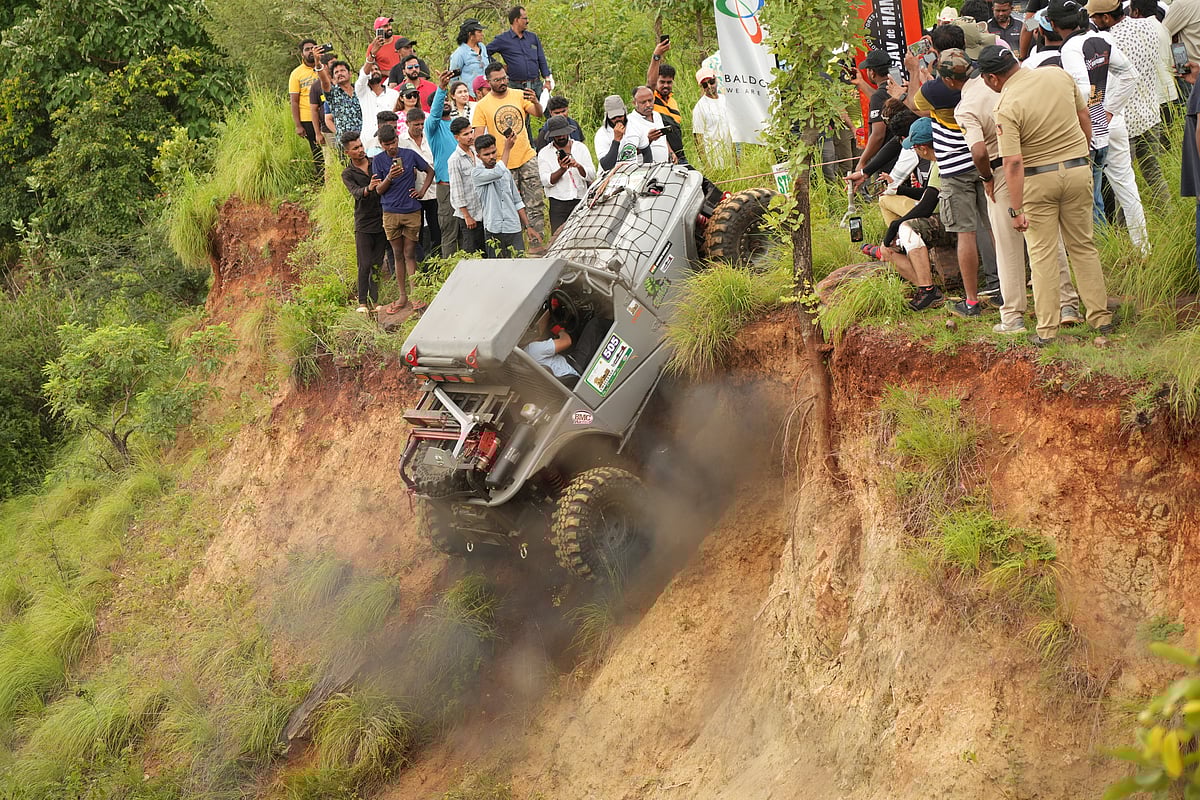 ಹೊಸಪೇಟೆಯಲ್ಲಿ ಆಫ್‌ರೋಡ್‌ ಮೋಟಾರ್‌ ಸ್ಫೋರ್ಟ್ಸ್‌: ಬಿಜೇಂದರ್‌, ಗಜೇಂದರ್‌ ಜಯಭೇರಿ