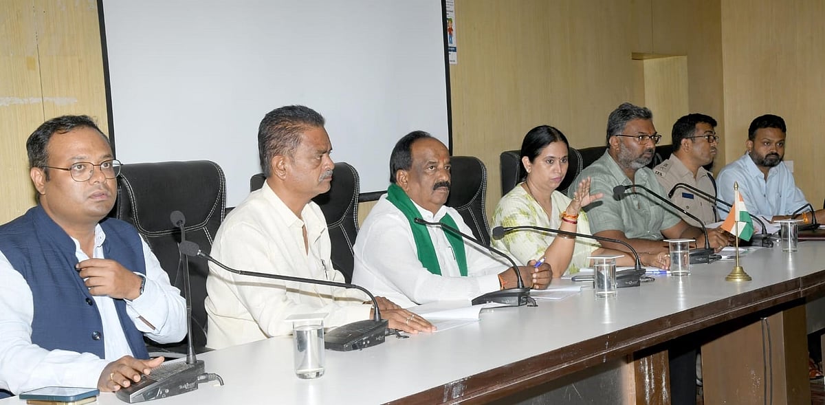 ಮಲಪ್ರಭಾ ಯೋಜನಾ ನೀರಾವರಿ ಸಲಹಾ ಸಮಿತಿ ಸಭೆಯಲ್ಲಿ ಚರ್ಚೆ,15 ದಿನ ಹರಿಯಲಿದೆ ನೀರು

