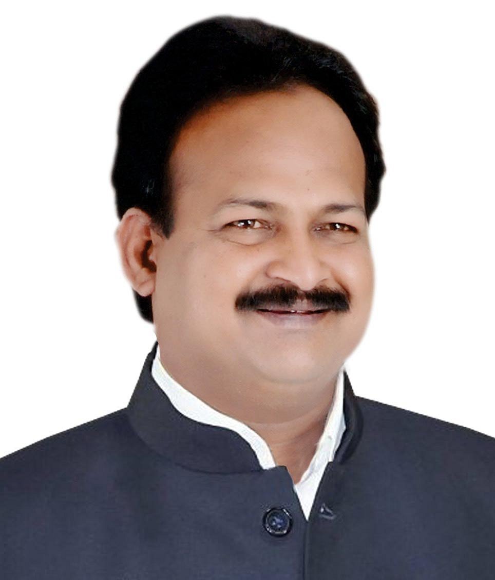 ಸ್ವಂತ ಖರ್ಚಿನಲ್ಲಿ ಮೋಡ ಬಿತ್ತನೆಗೆ ಸಿದ್ಧ: ಪ್ರಕಾಶ್‌ ಕೋಳಿವಾಡ