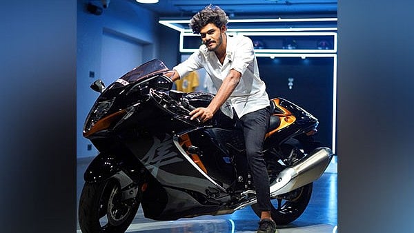 ವೇಗದ ಬೈಕ್ ಚಾಲನೆ: ಯುಟ್ಯೂಬರ್‌ TTF ವಾಸನ್ ಚಾಲನಾ ಪರವಾನಗಿ 10 ವರ್ಷ ಅಮಾನತು