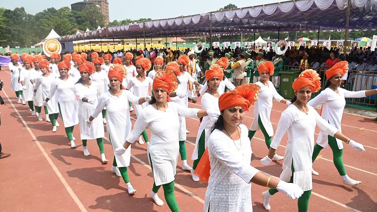 ಉಡುಪಿ | ವಿಶ್ವ ಬಂಟರ ಸಮ್ಮೇಳನ: ಆಕರ್ಷಕ ಪಥ ಸಂಚಲನ, ಬಂಟರ ಒಗ್ಗಟ್ಟು ಪ್ರದರ್ಶನ