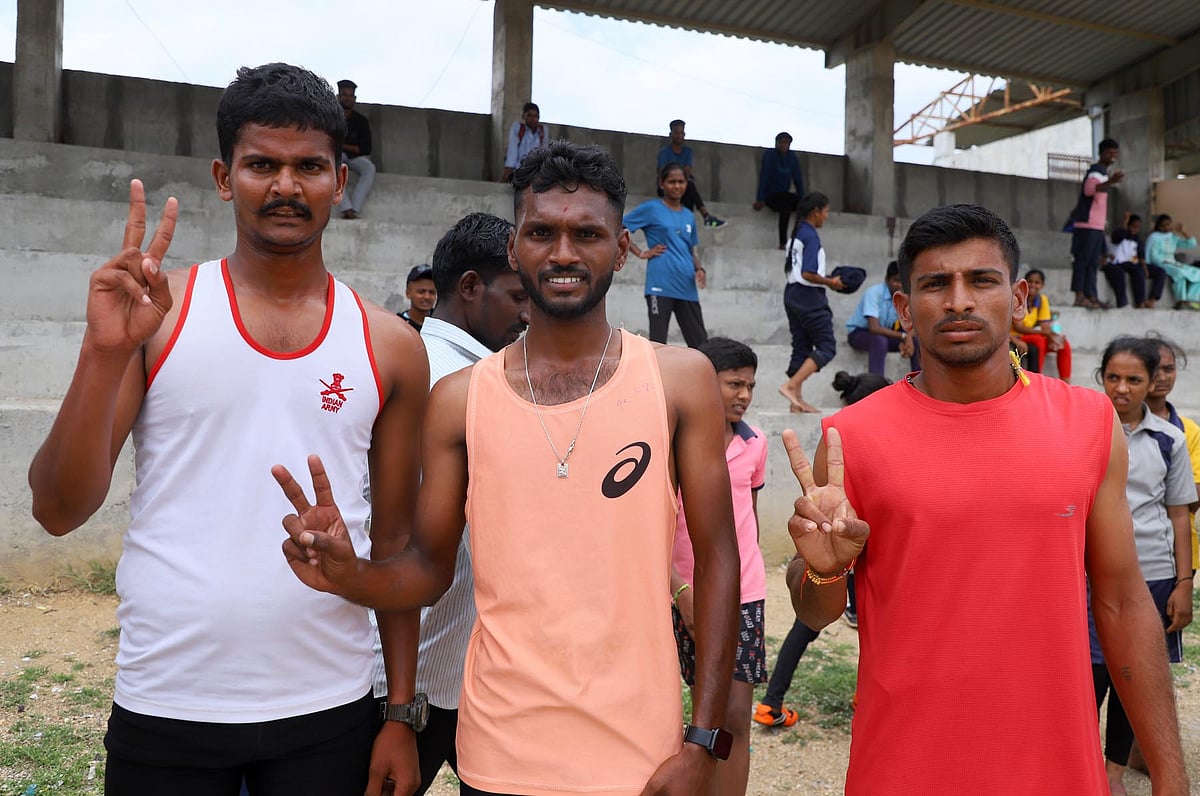 ರಾಯಚೂರು ಜಿಲ್ಲಾ ಮಟ್ಟದ ದಸರಾ ಕ್ರೀಡಾಕೂಟ: ಸಂಗಮೇಶ, ಅಕ್ಷತಾ ವೇಗದ ಓಟಗಾರರು