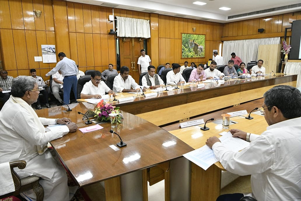 'ಅರಿವು' ಸಾಲ ಯೋಜನೆಗೆ ಹೆಚ್ಚುವರಿ ಅನುದಾನ: ಸಿಎಂ ಸಿದ್ದರಾಮಯ್ಯ ಸೂಚನೆ