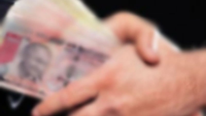 ಮದ್ಯದಂಗಡಿ ಪರವಾನಗಿಗೆ ಲಂಚ: ಅಬಕಾರಿ ಡಿ.ಸಿ. ಸೇರಿ ನಾಲ್ವರು ಲೋಕಾಯುಕ್ತ ಬಲೆಗೆ