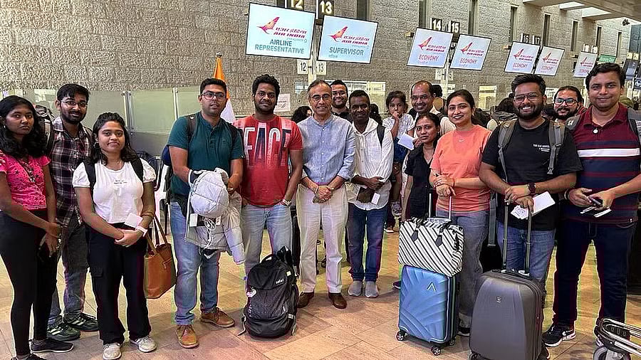 Operation Ajay: ಇಸ್ರೇಲ್‌ನಿಂದ ತಾಯ್ನಾಡಿಗೆ ಮರಳಿದ 212 ಭಾರತೀಯರು