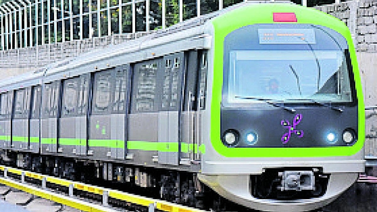 ನಮ್ಮ ಮೆಟ್ರೊ ಹಸಿರು ಮಾರ್ಗದಲ್ಲಿ ಹಳಿತಪ್ಪಿದ ರೀ ರೈಲ್‌! ಸಂಚಾರ ಭಾರಿ ವ್ಯತ್ಯಯ