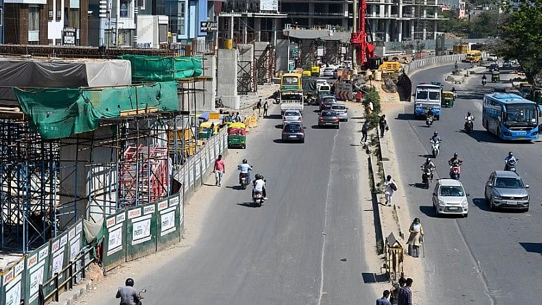 ಮೆಟ್ರೊ ನೀಲಿ ಮಾರ್ಗದ ಕಾಮಗಾರಿ: ಸಿಲ್ಕ್‌ ಬೋರ್ಡ್‌ ಮೇಲ್ಸೇತುವೆ ಭಾಗಶಃ ಬಂದ್‌