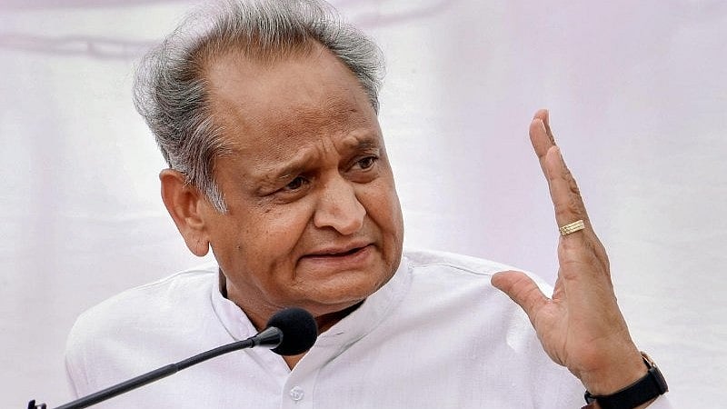 ರಾಹುಲ್ ಎದೆಗೆ ಗುಂಡಿಕ್ಕಲಾಗುತ್ತದೆ  ಎಂದ ಬಿಜೆಪಿ ನಾಯಕನ ವಿರುದ್ಧ ಗೆಹಲೋತ್ ಕಿಡಿ